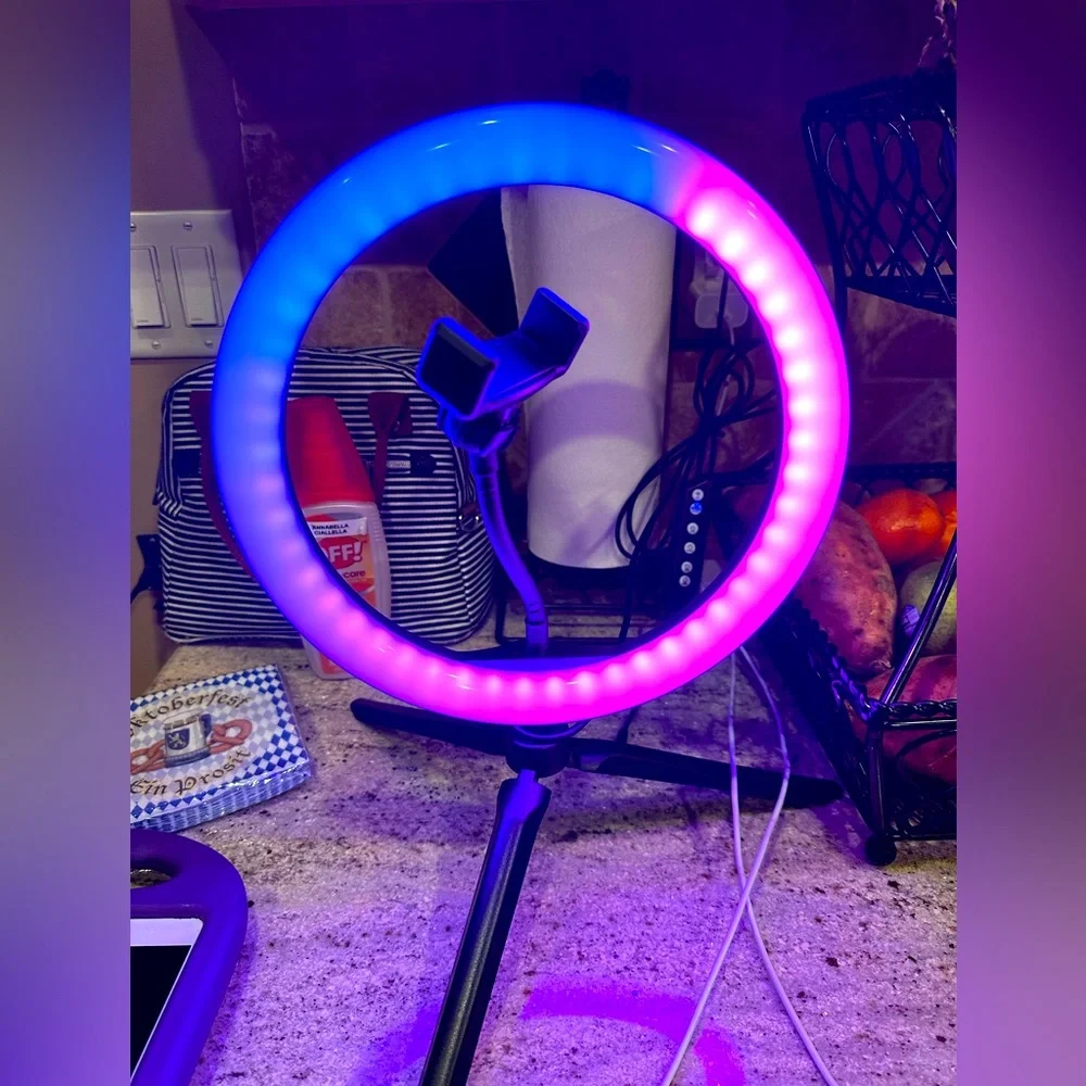 Vivitar LED light ring for streaming